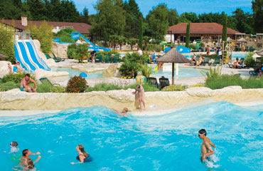 Les Alicourts Resort