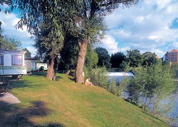 Weir Country Park